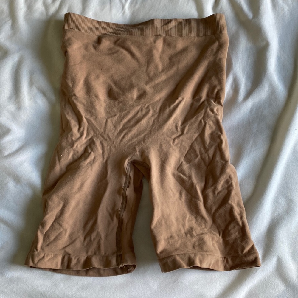 Seamless Sculpt Mid-Thigh Short